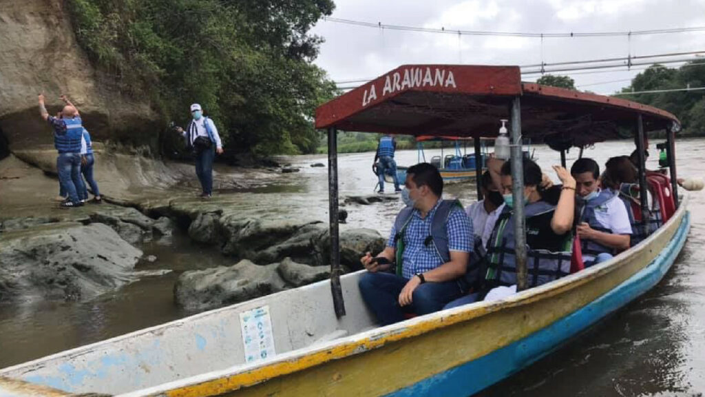 Travesía Neiva Villavieja por el río Magdalena